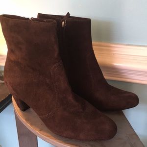 ♥️♥️Sam Edelman Brown Suede Booties with side zipper